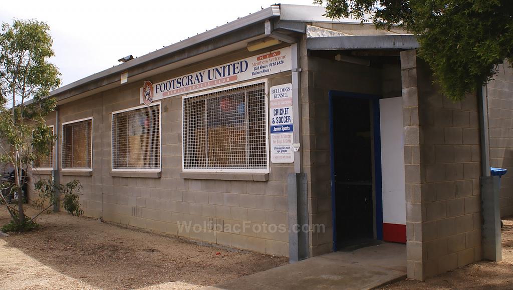 footscray-united-cc 24-11-13 DSC00114 crop