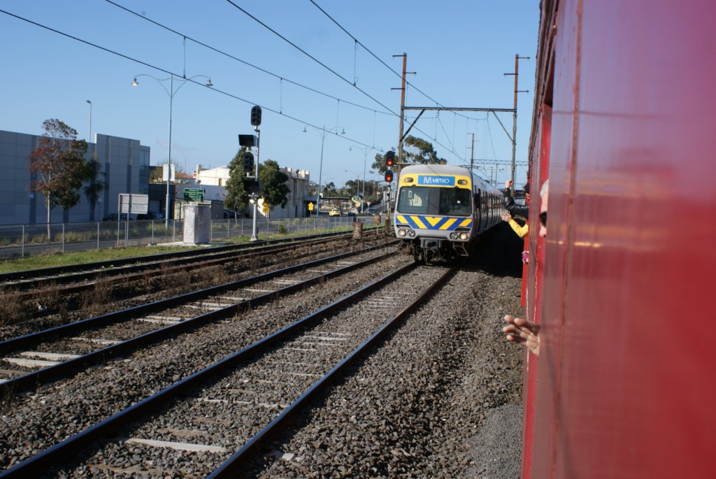 SRV Sunshine-Sydenham Shuttles - 329 - 11-7-10 - DSC02377 [1024x768]