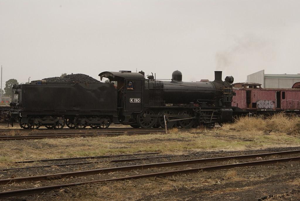 Steamrail Yard Setup - 27-Feb-2010 - 001 of 126 --- [ DSC0151 - 1280x768]