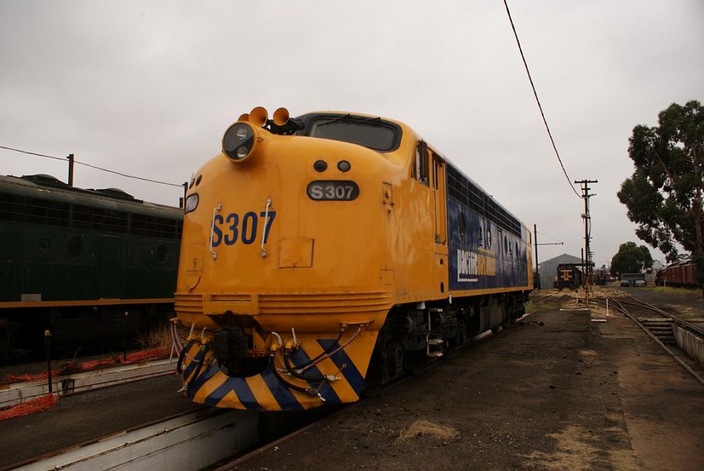 Steamrail Yard Setup - 27-Feb-2010 - 005 of 126 --- [DSC00117 - 1280x768]