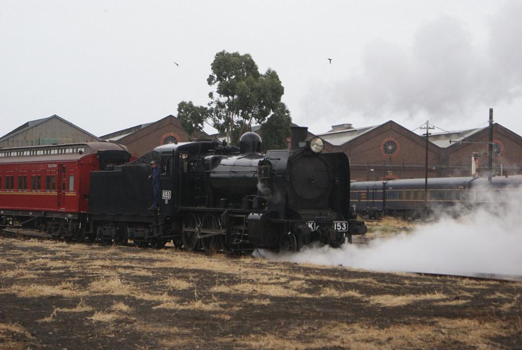 Steamrail Yard Setup - 27-Feb-2010 - 030 of 126 --- [DSC00143 - 1280x768]