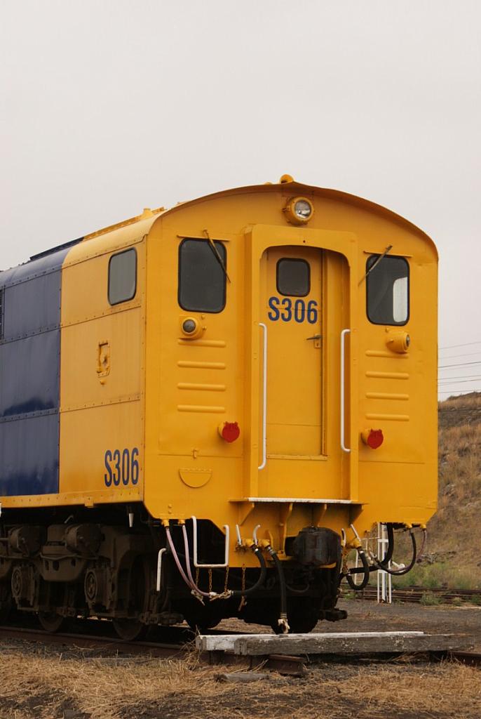 Steamrail Yard Setup - 27-Feb-2010 - 040 of 126 --- [DSC00157 - 1280x768]