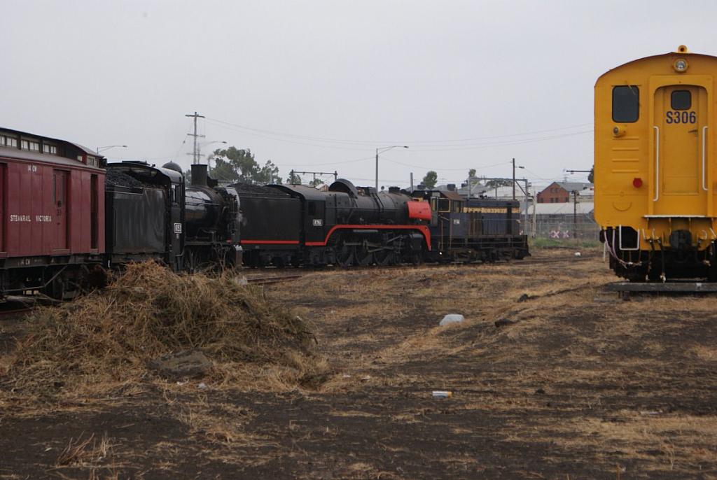 Steamrail Yard Setup - 27-Feb-2010 - 067 of 126 --- [DSC00184 - 1280x768]