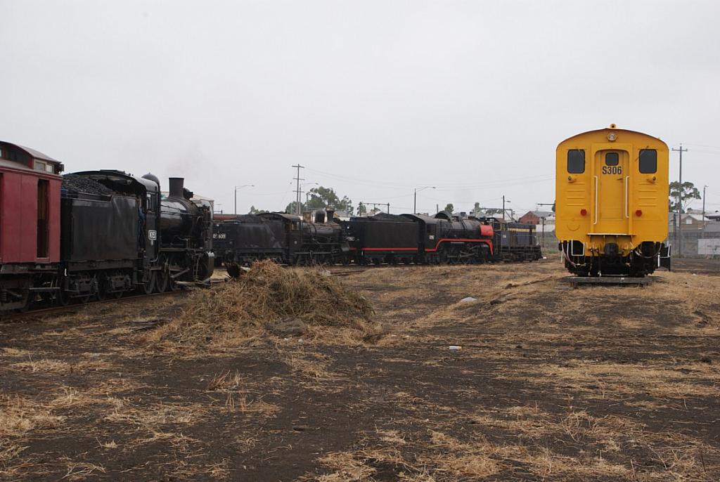 Steamrail Yard Setup - 27-Feb-2010 - 071 of 126 --- [DSC00189 - 1280x768]