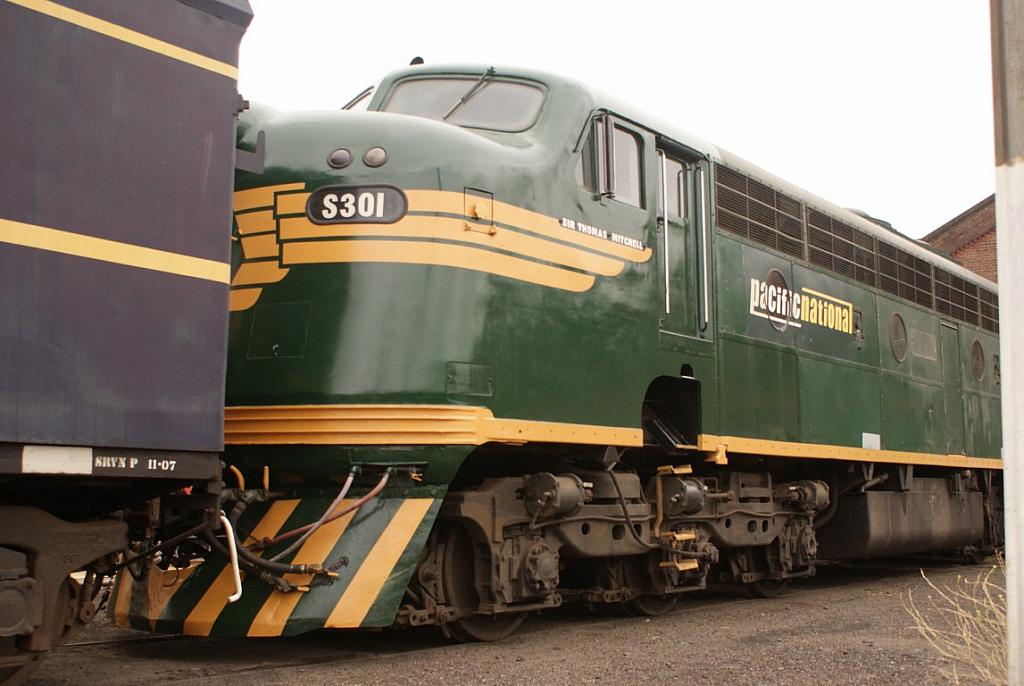 Steamrail Yard Setup - 27-Feb-2010 - 081 of 126 --- [DSC00201 - 1280x768]